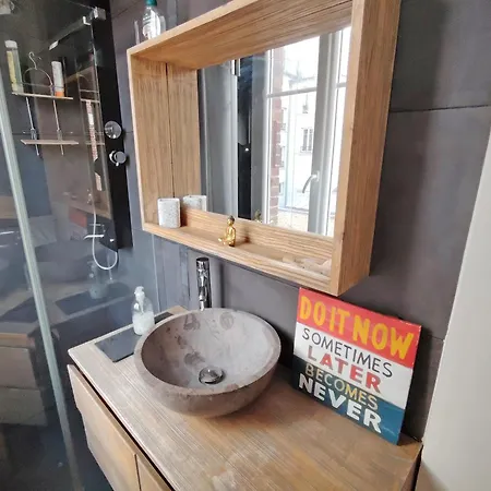 Large 1 Bedroom Hypercentre *